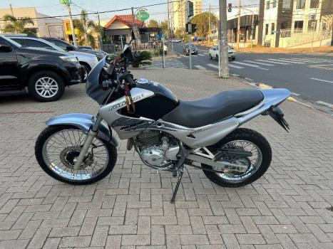 HONDA NX Falcon 400, Foto 3