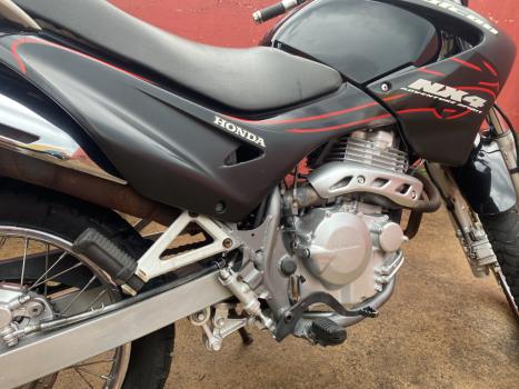 HONDA NX Falcon 400, Foto 4