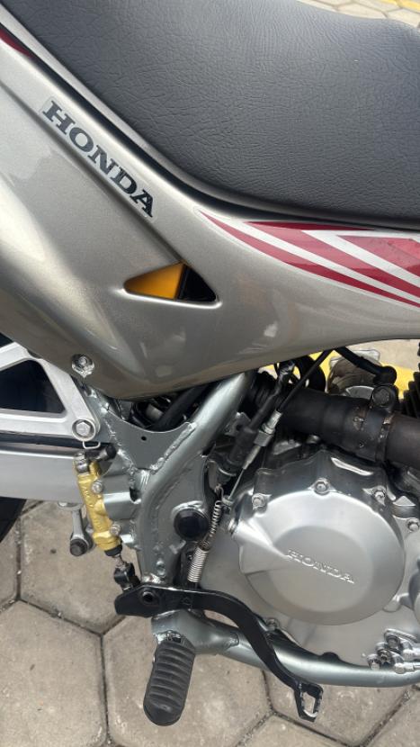 HONDA NX Falcon 400, Foto 13