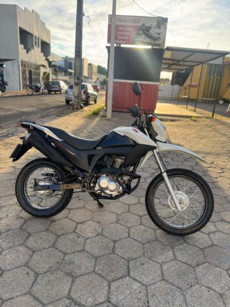 HONDA NXR Bros 160 ESD, Foto 2