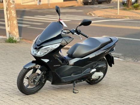 HONDA PCX 150 DLX, Foto 3