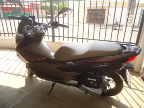 HONDA PCX 150 DLX, Foto 3