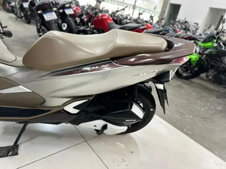 HONDA PCX 150 DLX, Foto 9