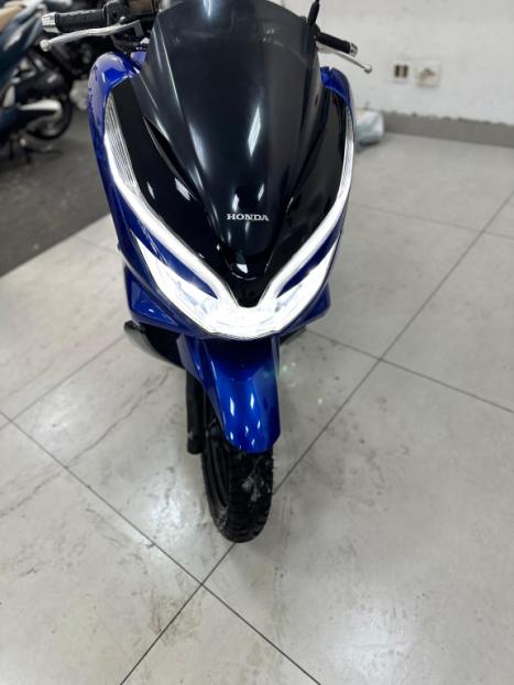 HONDA PCX 150 DLX, Foto 2