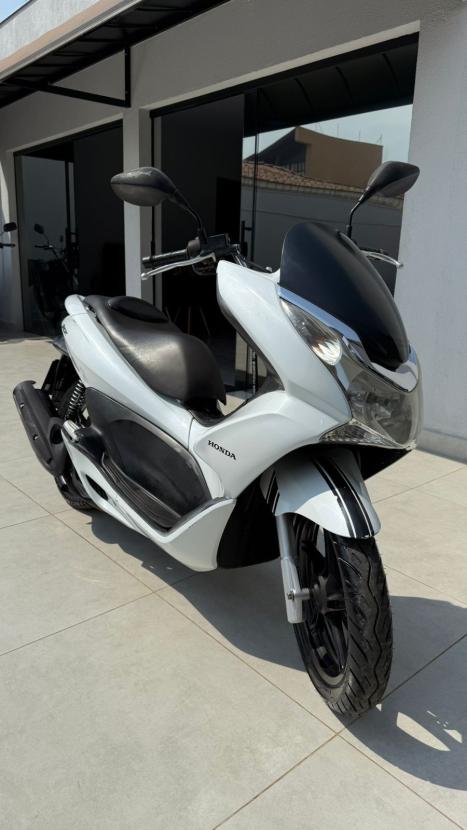 HONDA PCX 150 DLX, Foto 10