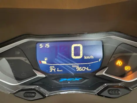 HONDA PCX 160 DLX ABS, Foto 2