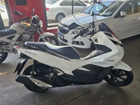 HONDA PCX 160 DLX ABS, Foto 2