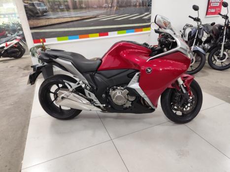 HONDA VFR 1200 F, Foto 1