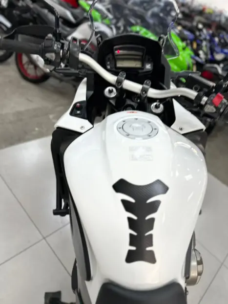 HONDA VFR 1200 X, Foto 9