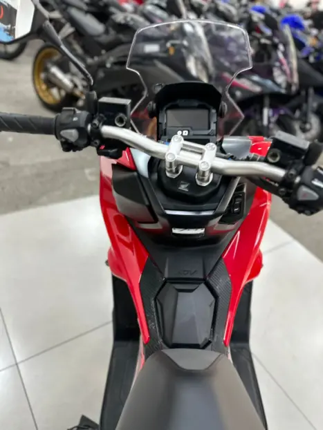 HONDA X-ADV 750 , Foto 6