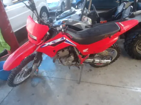 HONDA XR Tornado 250 , Foto 2