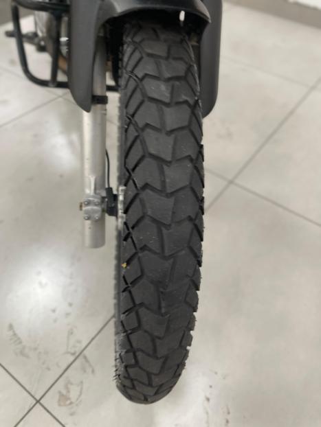 HONDA XRE 300 ABS, Foto 2