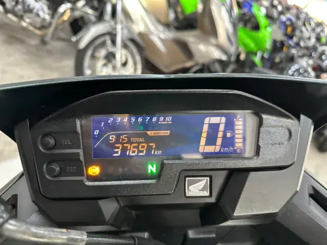HONDA XRE 300 ADVENTURE, Foto 14
