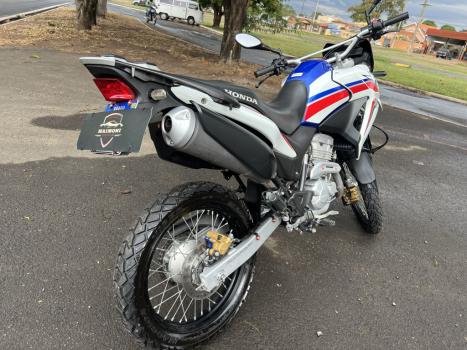 HONDA XRE 300 RALLY ABS, Foto 2