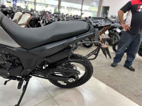 HONDA XRE 300 Sahara , Foto 6