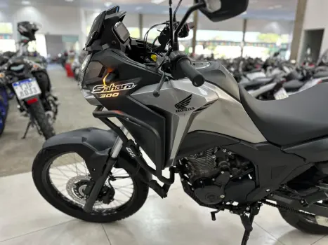 HONDA XRE 300 Sahara , Foto 7