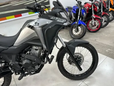 HONDA XRE 300 Sahara , Foto 9