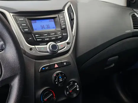 HYUNDAI HB 20 Hatch 1.6 16V 4P FLEX COMFORT PLUS, Foto 7
