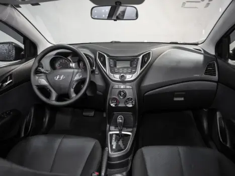 HYUNDAI HB 20 Hatch 1.6 16V 4P FLEX COMFORT STYLE AUTOMTICO, Foto 4
