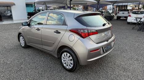 HYUNDAI HB 20 Hatch 1.0 12V 4P FLEX UNIQUE, Foto 4