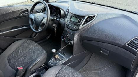 HYUNDAI HB 20 Hatch 1.0 12V 4P FLEX UNIQUE, Foto 12