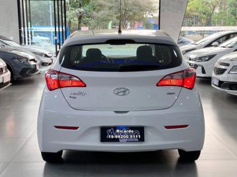 HYUNDAI HB 20 Sedan 1.0 12V 4P FLEX COMFORT STYLE, Foto 4