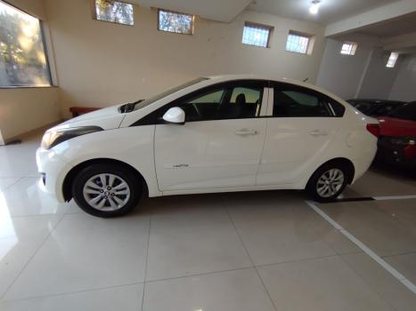 HYUNDAI HB 20 Sedan 1.0 12V 4P FLEX COMFORT PLUS, Foto 3
