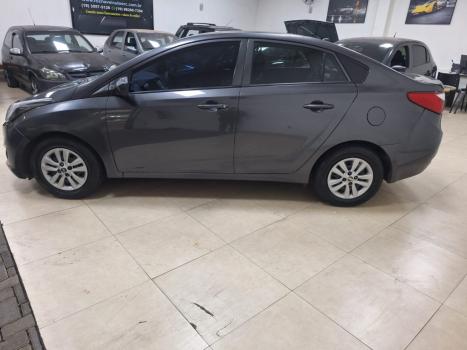 HYUNDAI HB 20 Sedan 1.0 12V 4P FLEX COMFORT PLUS, Foto 3