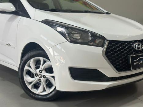 HYUNDAI HB 20 Sedan 1.0 12V 4P FLEX COMFORT PLUS, Foto 4