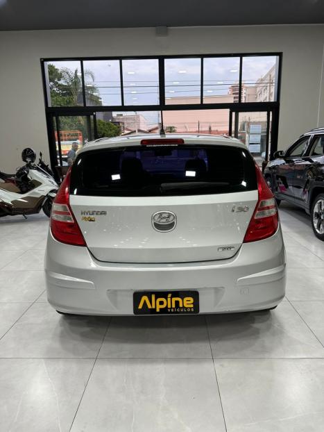 HYUNDAI I30 2.0 16V 4P, Foto 5