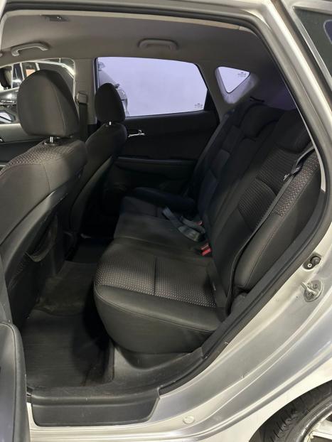 HYUNDAI I30 2.0 16V 4P, Foto 13