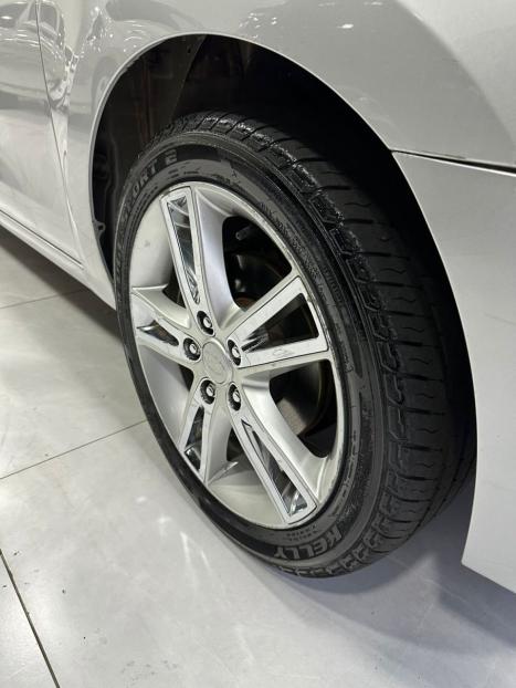 HYUNDAI I30 2.0 16V 4P, Foto 14