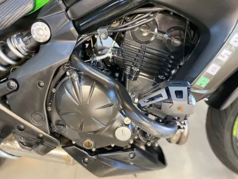 KAWASAKI ER-6N 650 ABS, Foto 5