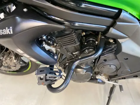 KAWASAKI ER-6N 650 ABS, Foto 6