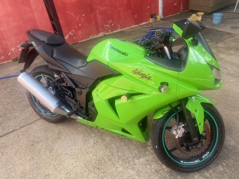 KAWASAKI Ninja 250 R, Foto 4