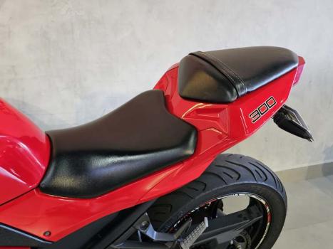 KAWASAKI Ninja 300 , Foto 5