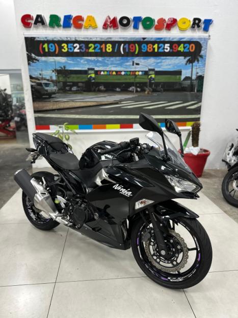 KAWASAKI Ninja 400 , Foto 1