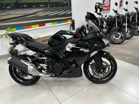 KAWASAKI Ninja 400 , Foto 14