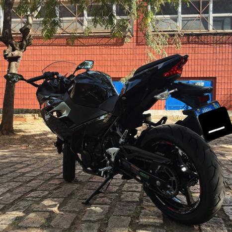 KAWASAKI Ninja 400 , Foto 4