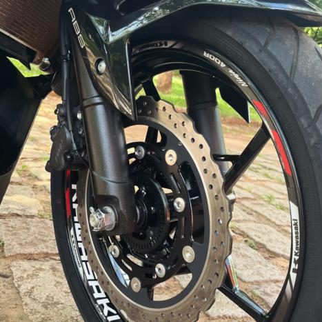 KAWASAKI Ninja 400 , Foto 11