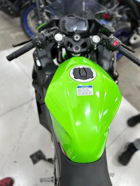 KAWASAKI Ninja 400 KTR EDITION, Foto 12