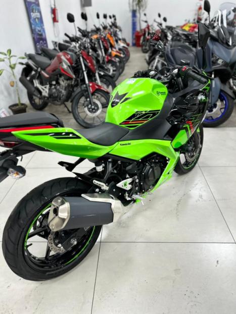 KAWASAKI Ninja 400 KTR EDITION, Foto 4