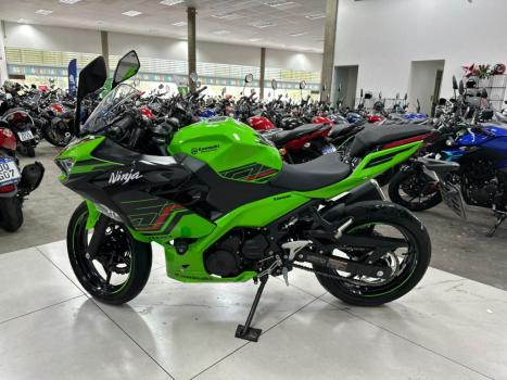 KAWASAKI Ninja 400 KTR EDITION, Foto 13
