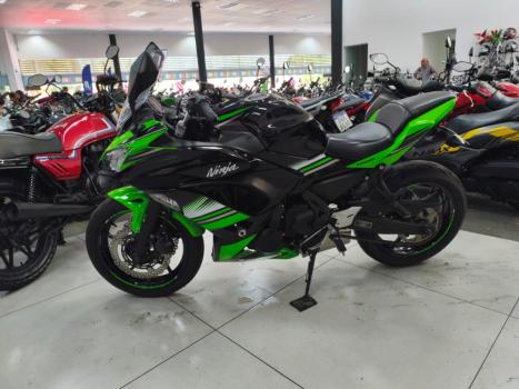 KAWASAKI Ninja 650 , Foto 4
