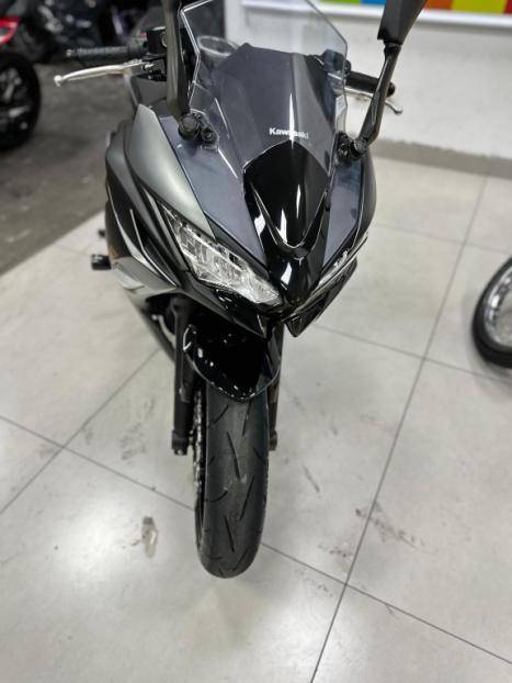 KAWASAKI Ninja 650 R, Foto 4