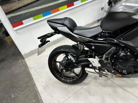 KAWASAKI Ninja 650 R, Foto 9