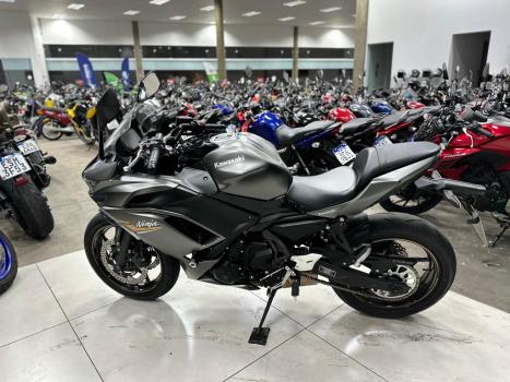 KAWASAKI Ninja 650 R, Foto 11
