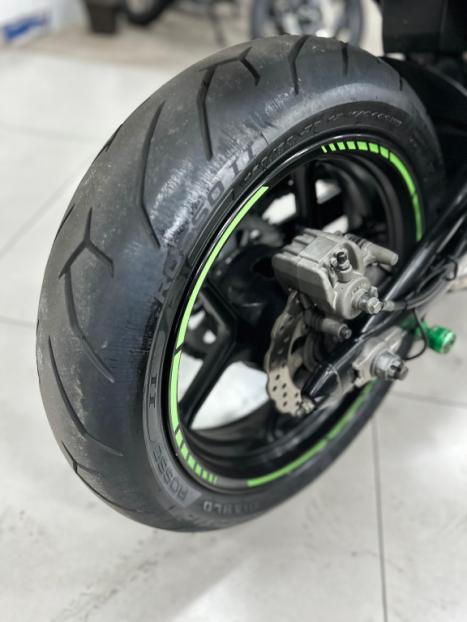 KAWASAKI Ninja 650 R, Foto 2