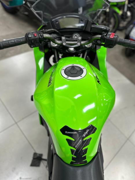 KAWASAKI Ninja 650 R, Foto 10
