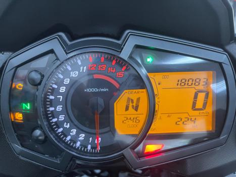 KAWASAKI Versys 300 TOURER, Foto 5